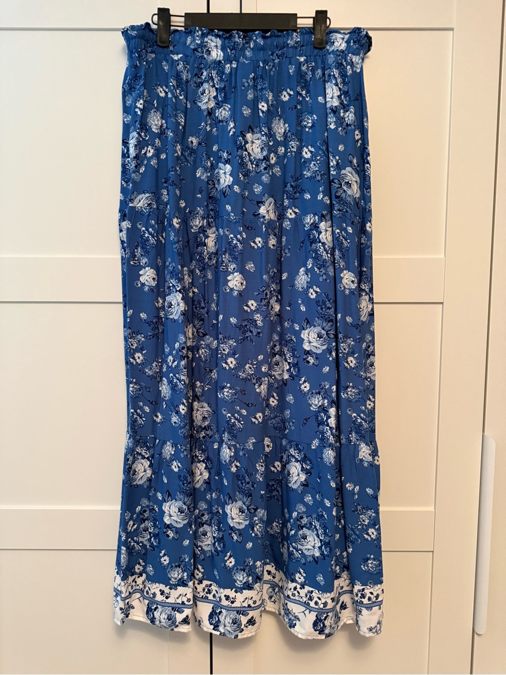 Blue Floral Tiered Maxi Skirt with Pockets - XL - Picture 6 of 10